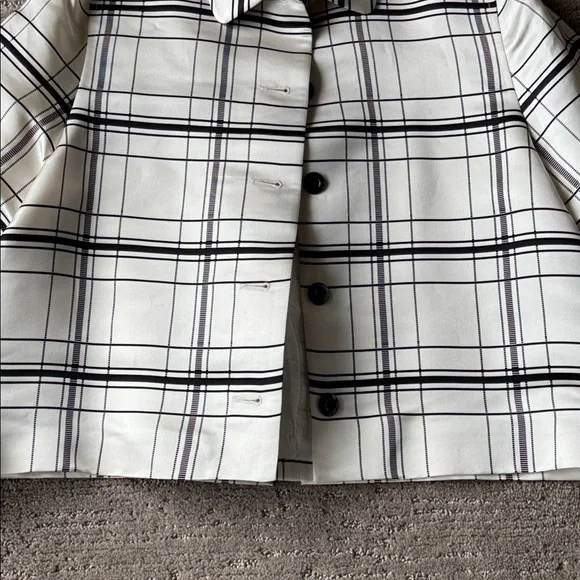 Oscar de La Renta Silk Cropped Jacket - Picture 5 of 10